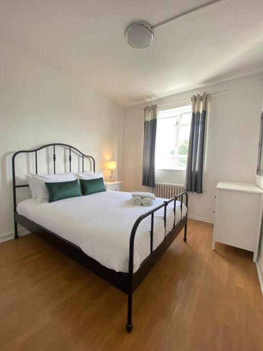 דירות לונדון Charming Retreat In Pimlico מראה חיצוני תמונה